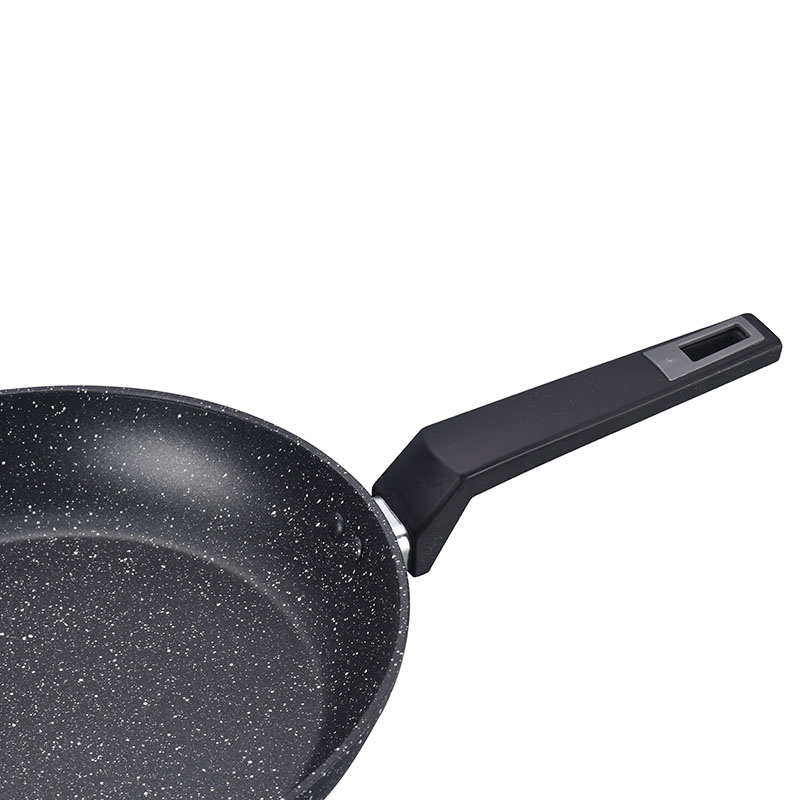 Firma de moda Black Fireproof no Stick Set Forged Cook utensilios de cocina