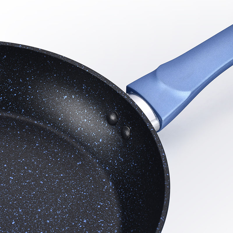 Capeta de cocción de aluminio forjado de capa externa no resistente al calor