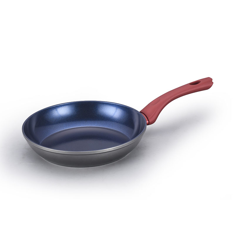 Godratos de cocina de cerámica y sartenes profesionales de la moda