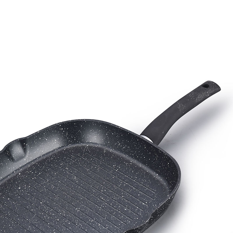 Firma de moda Black Fireproof no Stick Set Forged Cook utensilios de cocina