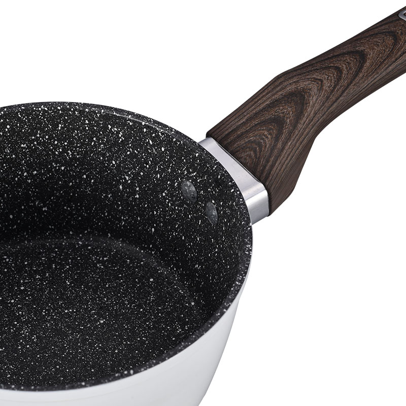 Partitura de grano de madera utensilios de cocina sin palos con lámpara