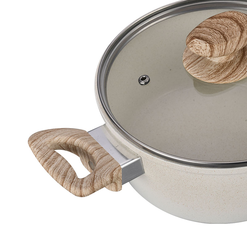 Hoques de cocción de mármol blanco cremoso y sartenes utensilios de cocina forjados