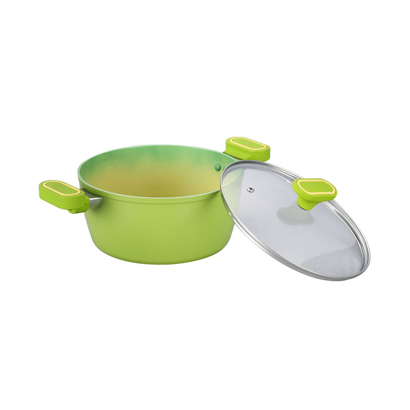 Las macetas y sartenes de capa externa resistente al calor se establecen utensilios de cocina forjados