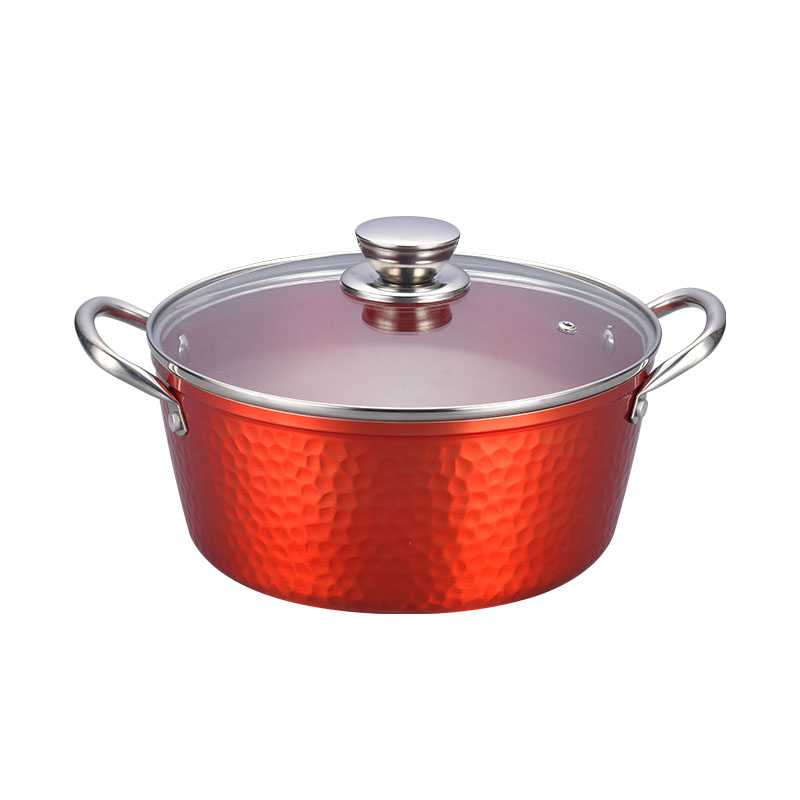 Ollas y sartenes de acero inoxidable martillado con utensilios de cocina forjados
