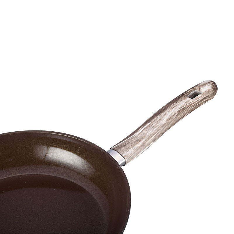 Ceramics sin recubrimiento de coches de cocina juego de cocina forjada
