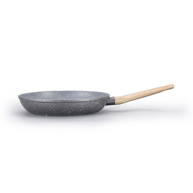 Múltiples tamaños Forgados buenos utensilios de cocina sin palos