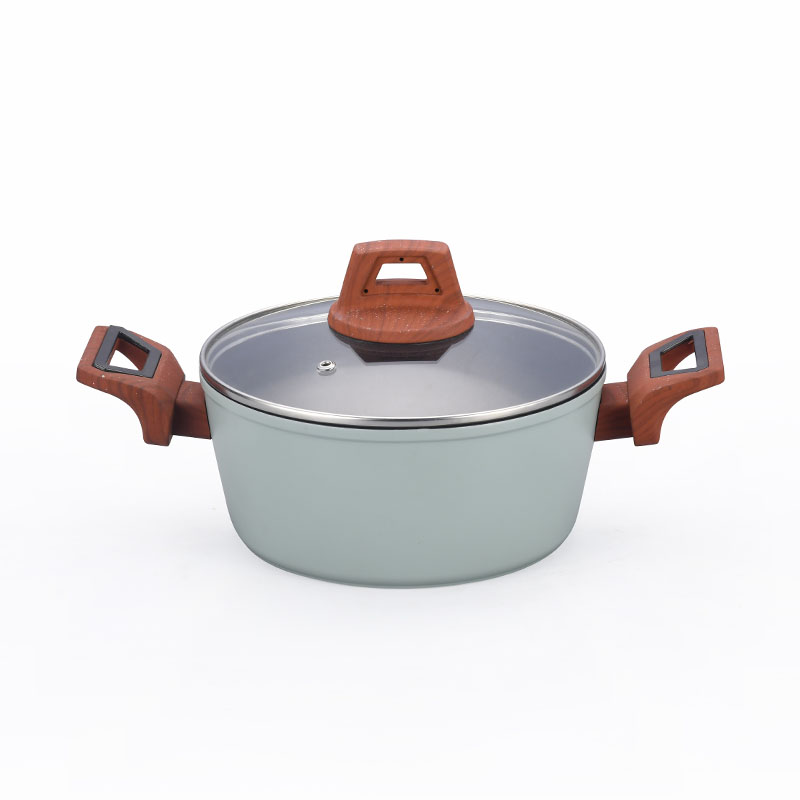 Mango de madera como ollas de aluminio y sartenes utensilios de cocina forjados
